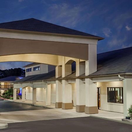 Days Inn & Suites By Wyndham Huntsville Exteriér fotografie